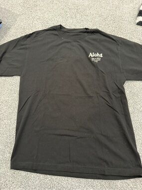 ALOHAS Black Short-Sleeve Tee with Small Chest Logo
